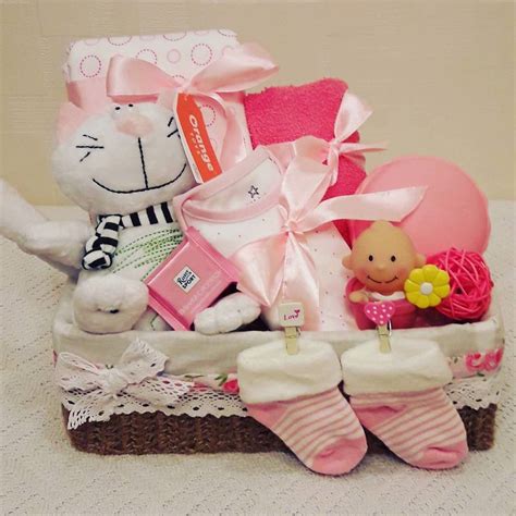 Что подарить на рождение ребенка (девочки, мальчика)? 100+ идей ...