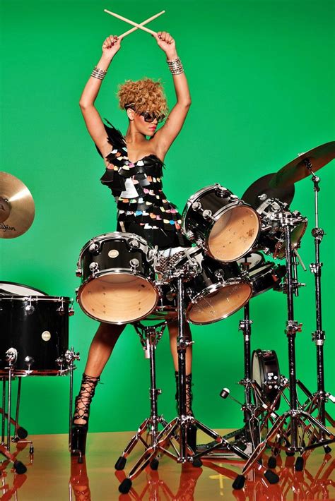 Rihanna Carnival Outfit 2013 In 2024 Carnival Outfits Music Video
