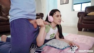 Mandy Muse Is Sucking Oliver Flynn S Cock Porn Movies Movs