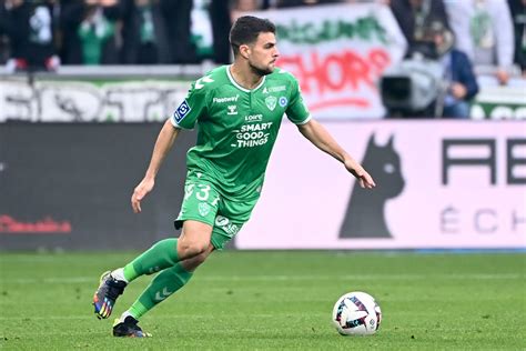 Mercato ASSE Une Porte De Sortie S Ouvre Pour Louis Mouton Foot Sur 7