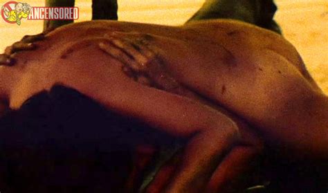 Naked Francesca Ciardi In Cannibal Holocaust