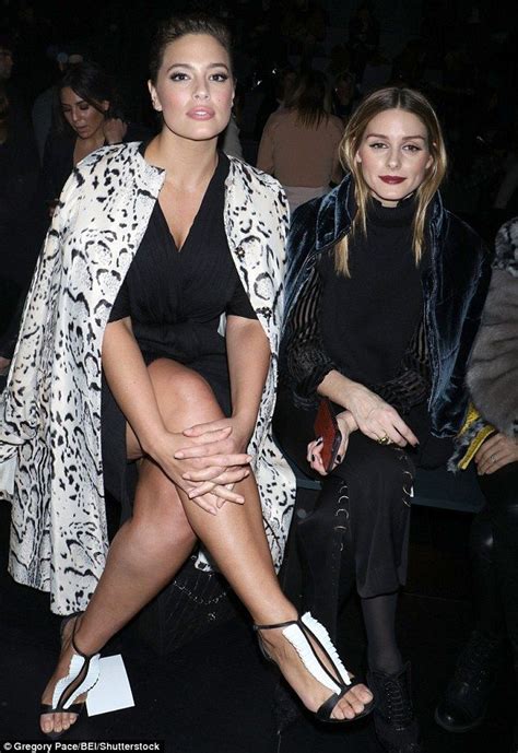 Bella Hadid In Cozy Sweater Coat At Prabal Gurung Nyfw Show Olivia