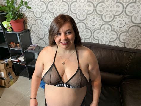Sexy BBW Stripping Before Sucking Dick 54 Pics XHamster