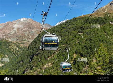 Matterhorn Funicular Cable Car Hi Res Stock Photography And Images Alamy
