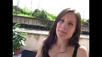 Troia Magra Sbattuta E Filmata Con Un Ignoto Stronzo XVIDEOS