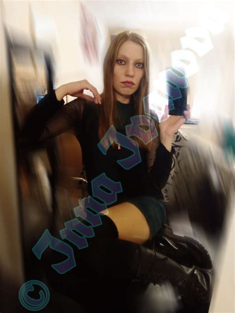 05.07.2019 _ www.deviantart.com/alicegothic Für/An mein 🧸Chen #me #Inna ...