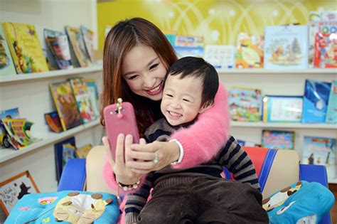 Ng T Nh L N N C A Nh Ng Hot Girl L N S N Showbiz