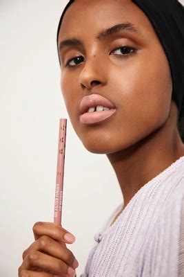 Revolution Crayon L Vres Irl Filter Finish Chai Nude Urban Outfitters Fr