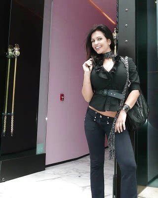 Denise Milani Porn Pictures Xxx Photos Sex Images Pictoa