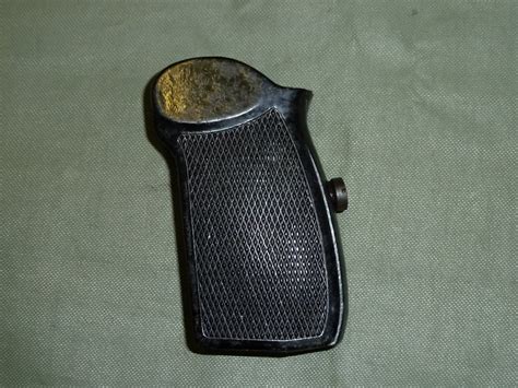 Makarov Grips B35 Chelmsford Militaria