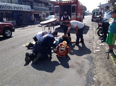 Embiste Camioneta Fantasma A Motociclista En Uruapan Quadrat N Michoac N