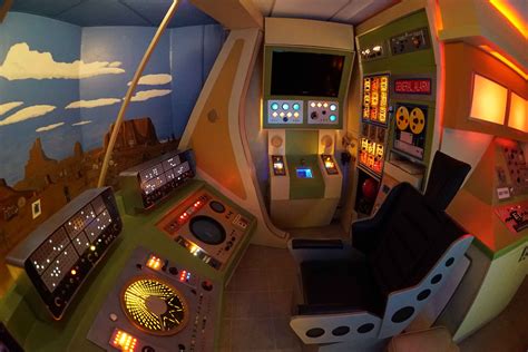 Lost In Space Jupiter 2 Model Interior LOST IN SPACE 2018 Undergoes A