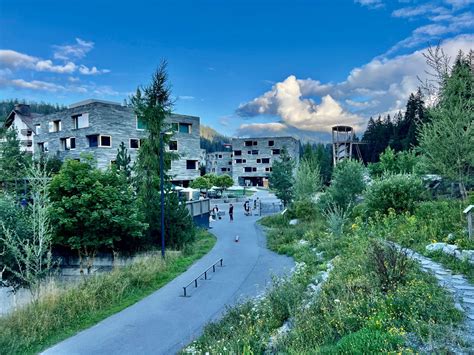 Rocksresort Laax Een Kinderparadijs In Zwitserland Tussen Twee Gondels