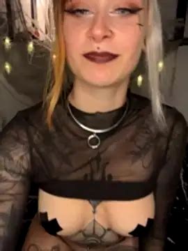 Sallydinosaur Fully Nude Stripping On Cam For Live Sex Movie Chat