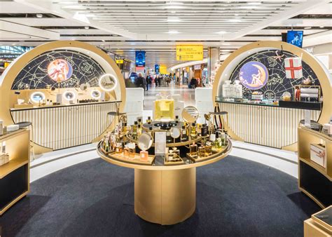 Airport Pop Up Gallery