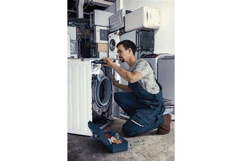 Аккумуляторная отвертка Bosch GO 2 06019H2103 - выгодная цена, отзывы ...