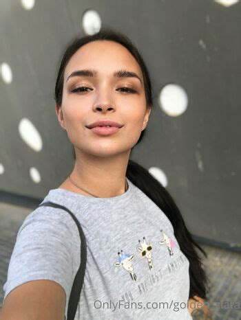 Golden Zlata Golden Zlata T Nude Onlyfans The Fappening Plus