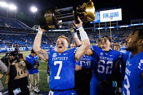 Will Levis, Chris Rodriguez Uncertain On Playing Bowl Game For Kentucky ...