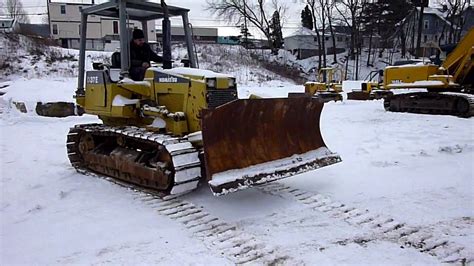 Video 3 of Komatsu D37E - YouTube