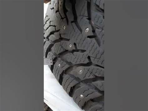 Nokian Tyres Hakkapeliitta 9 SUV 285/60 R18 - YouTube