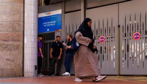 La France Interdit Le Port De L Abaya L Cole Linformation Ma