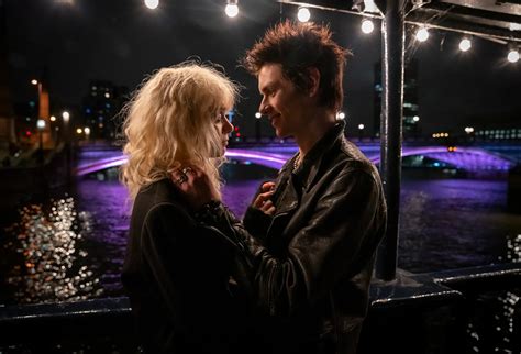 Rock S Rie Pistol L Histoire Des Sex Pistols Sur Disney Pisode Oui Fm