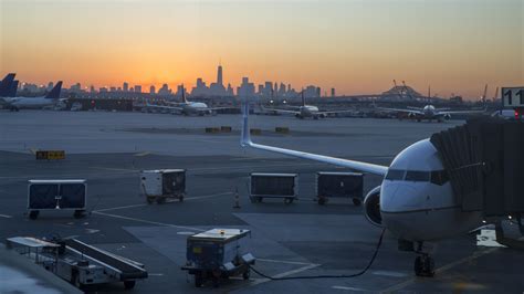 Is Newark The Best Connected US Airport By Public Transport?