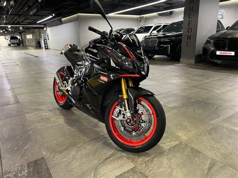 Купить б у Aprilia Tuono V4 инжектор 6 передач в Москве чёрный naked bike 2019 года по цене 1