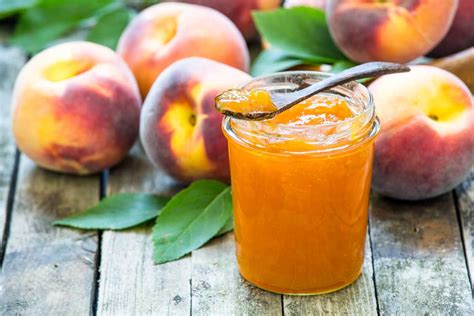 Low Sugar Peach Jam