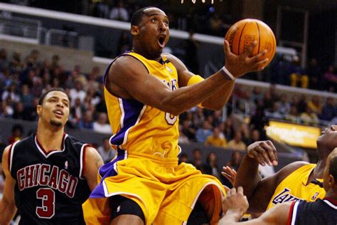 Oral History Of Kobe Bryant S 60 Point Last Game With Lakers Los Angeles Times