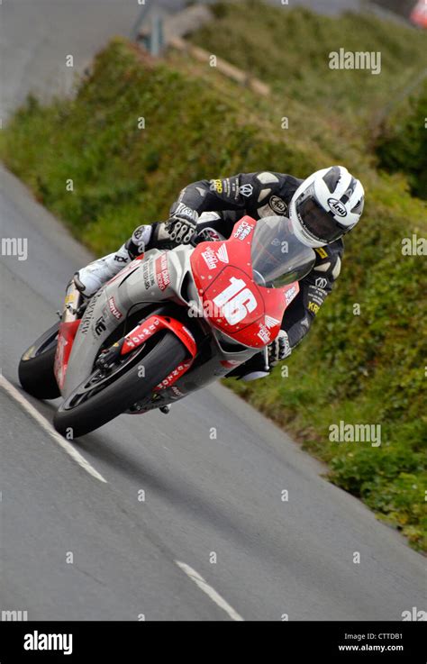 motorcycle racing isle  man tt stock photo alamy