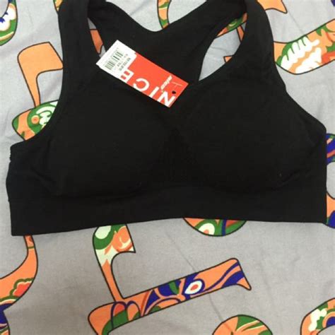 Sports Bra, Women's Fashion, New Undergarments & Loungewear on Carousell