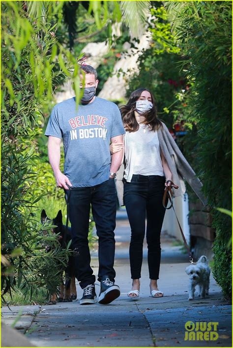 Ben Affleck & Girlfriend Ana de Armas Link Arms While Walking Their ...