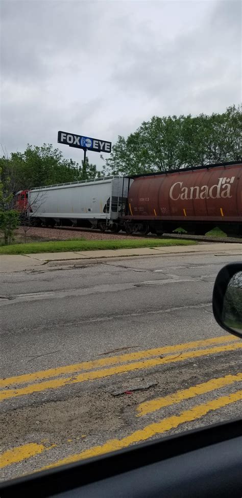 I hate the trains in this city so hard. | Scrolller