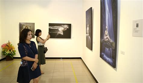 Nude Art Photo Exhibition Opens In Hanoi Public Security News
