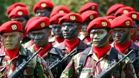 3 Kali Jadi Lulusan Terbaik Kolonel Berprestasi Lucky Avianto Dari Kopassus Kini Bertugas Di