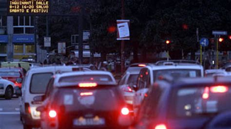 Blocco del traffico a Milano chi può circolare e chi no pagina 3