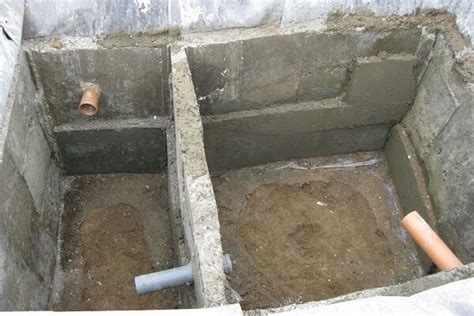 Устройство сливной ямы: схемы, расчет глубины, правила строительства