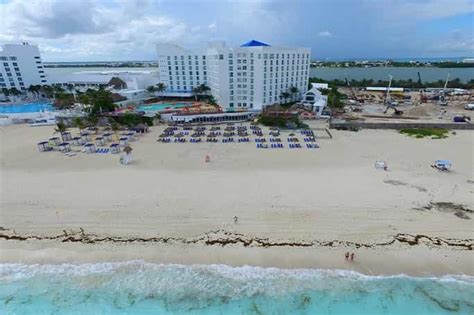 Sunset Royal Beach Resort Cancun | StayPromo | Cheap Vacation Packages And Hotel Deals