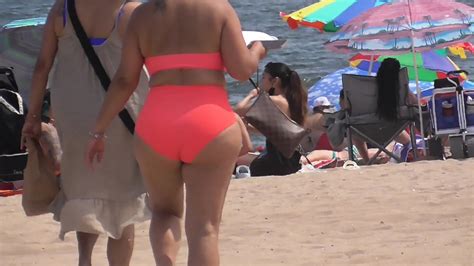 2022 Bikini Beach Girls Videos Vol 1073