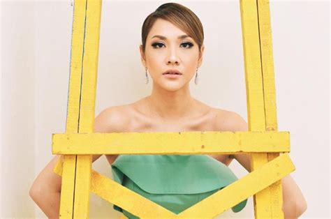 Penampilan Bcl Pakai Bikini Perlihatkan Kulit Bening Dan Mulus Banjir Pujian Netizen