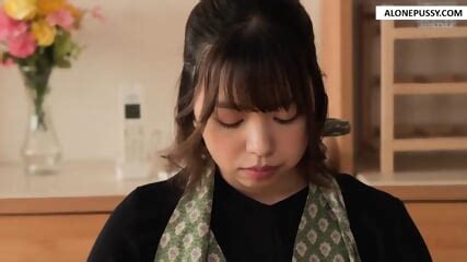 Horny Asian Hoe Kyoka Mizusawa BJ S Boner On Cam And Gets Messy In XXX JAV