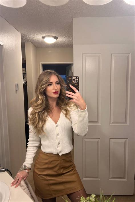 Charming Olga Y O From San Francisco With Blonde Hair Id Ladadate