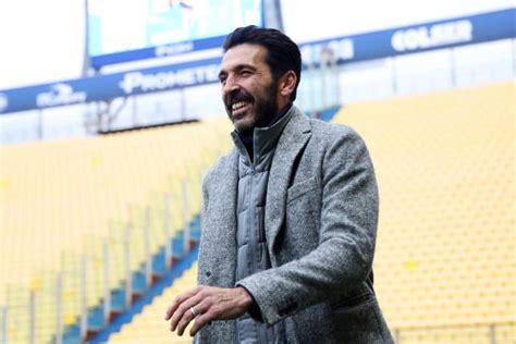 Gianluigi Buffon Praises Romas Transfer Business