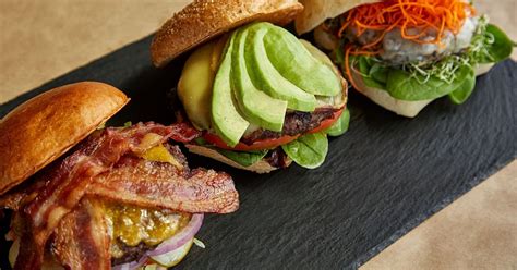 Hawaii Mom Blog The Counter Custom Burgers In Kahala Is Now Locally