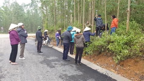 Làm Hạ Tầng để Phân Lô Bán Nền San Luôn Cả đất Trồng Cây Của Người Dân