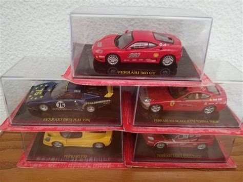 Altaya - 1:43 - Altaya Ferrari com mostruário - Collection - Catawiki