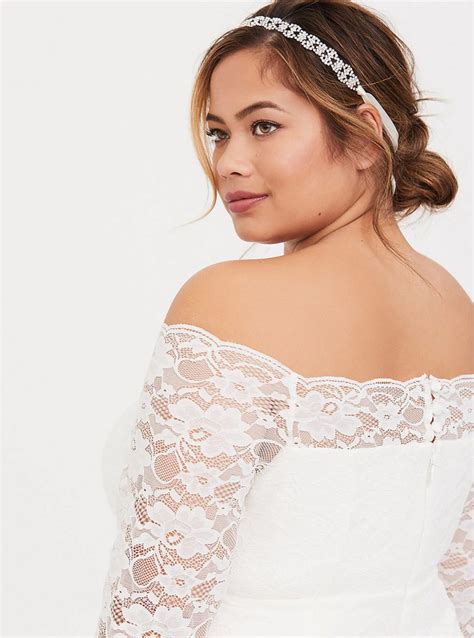 Torrids New Plus Size Wedding Collection Is Hitting Us Hard • Offbeat