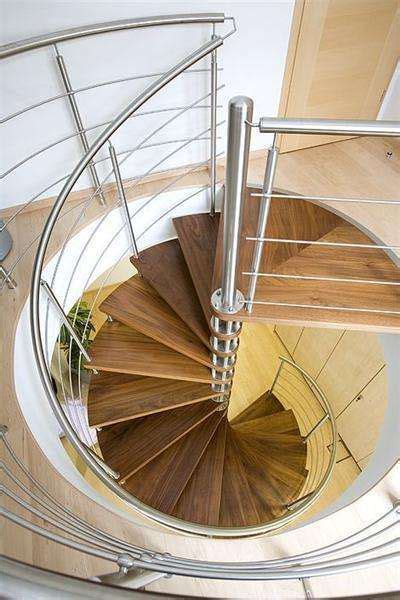 Round Railing Stainless Steel Stair Glass Wood Tread Spiral Stair China Spiral Stair And Glass