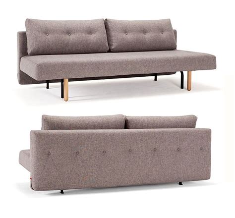 В диване пружина торчит - 88 фото